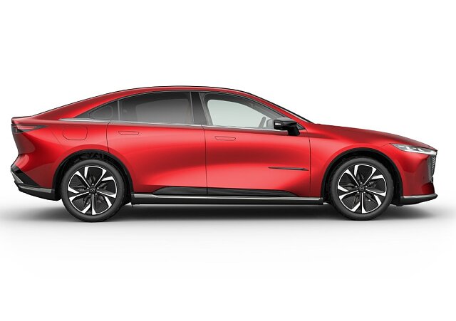 Mazda 6e - Kolor Soul Red Crystal, zdjęcie 2