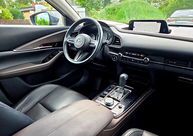Mazda CX-30 - Kolor Machine Gray, zdjęcie 13