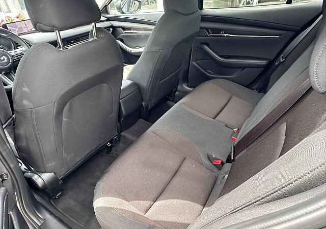 Mazda 3 - Kolor Machine Gray, zdjęcie 14
