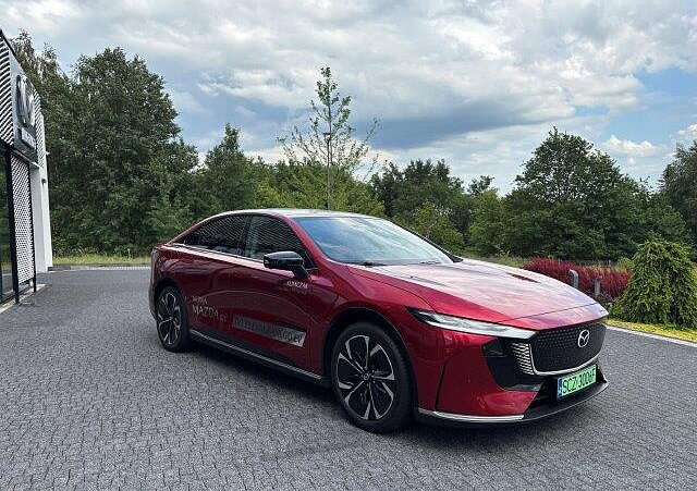 Mazda 6e - Kolor Soul Red Crystal, zdjęcie 6