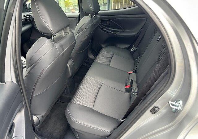 Mazda 2 Hybrid - Kolor Srebrny, zdjęcie 12