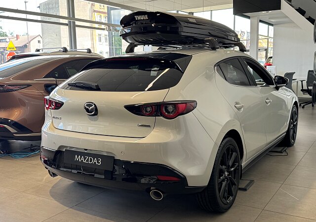 Mazda 3 - Kolor Ceramic Metalic, zdjęcie 2