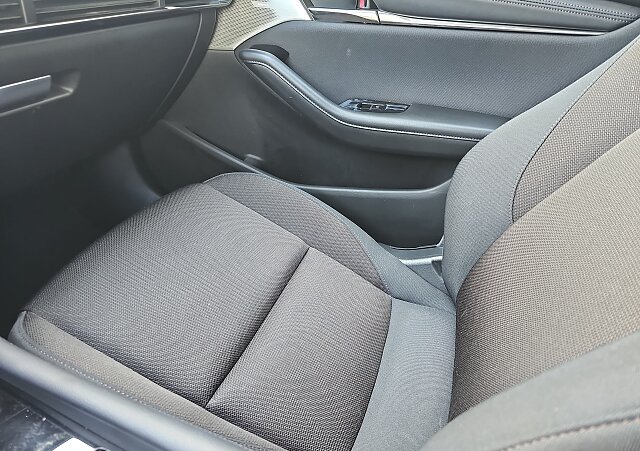 Mazda 3 - Kolor Biały, zdjęcie 23