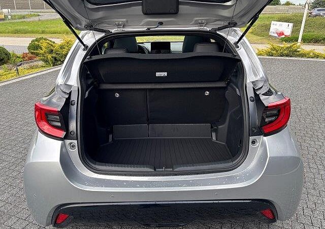 Mazda 2 Hybrid - Kolor Srebrny, zdjęcie 13