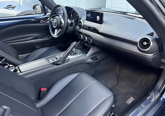 Mazda MX-5 - Kolor Deep Crystal Blue, zdjęcie 20