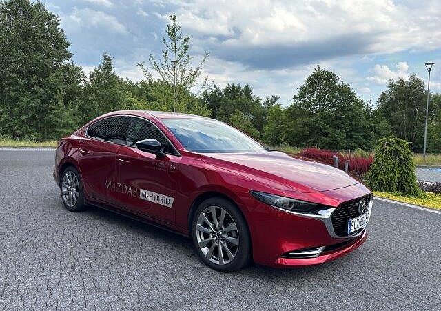 Mazda 3 - Kolor Soul Red Crystal, zdjęcie 4