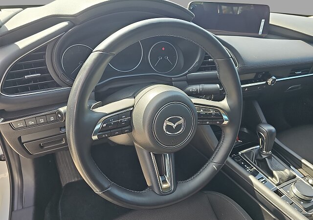 Mazda 3 - Kolor Biały, zdjęcie 14