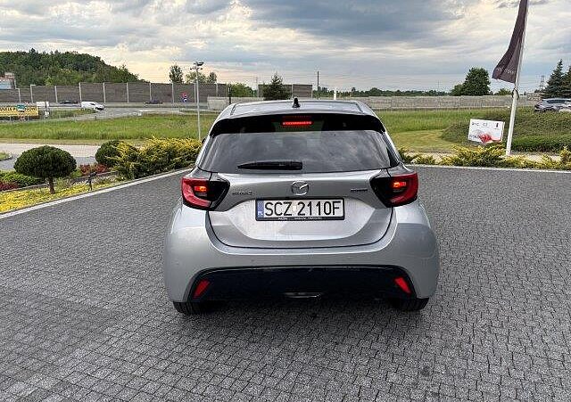 Mazda 2 Hybrid - Kolor Srebrny, zdjęcie 6