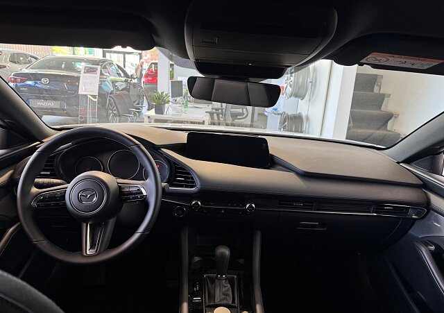 Mazda 3 - Kolor Ceramic Metalic, zdjęcie 4