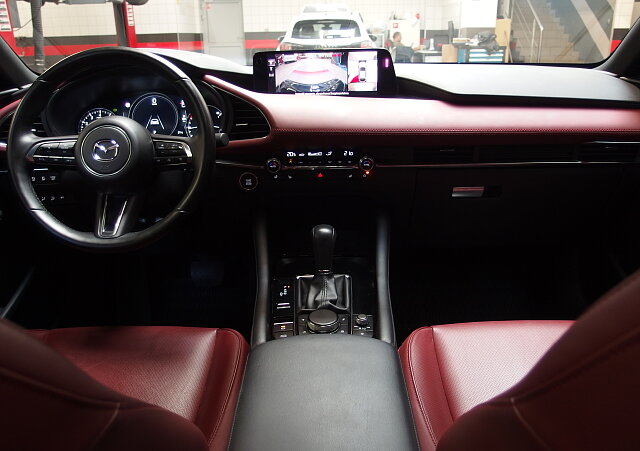 Mazda 3 - Kolor Soul Red Crystal, zdjęcie 11