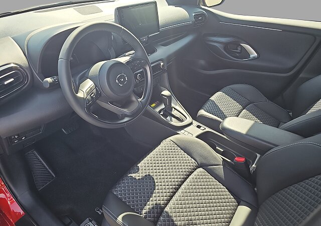 Mazda 2 Hybrid - Kolor Formal Red, zdjęcie 11