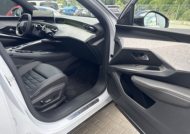 Peugeot 3008 - Kolor Biały, zdjęcie 23