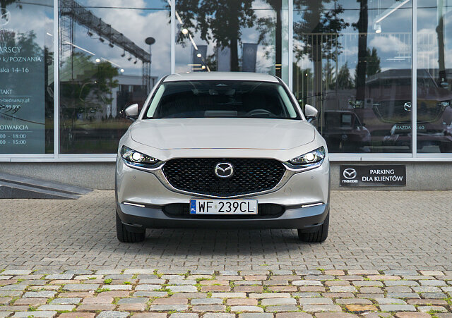 Mazda CX-30 - Kolor Platinum Quartz, zdjęcie 5
