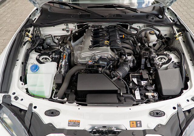 Mazda MX-5 - Kolor Arctic White, zdjęcie 4