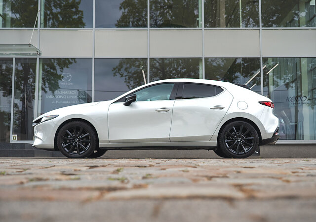 Mazda 3 - Kolor Ceramic Metalic, zdjęcie 11
