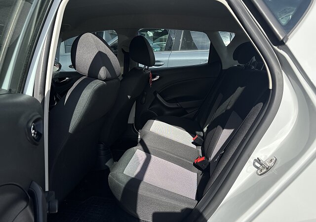 Seat Ibiza - Kolor Biały, zdjęcie 17
