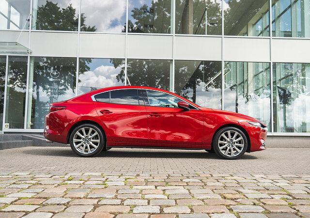 Mazda 3 - Kolor Soul Red Crystal, zdjęcie 4