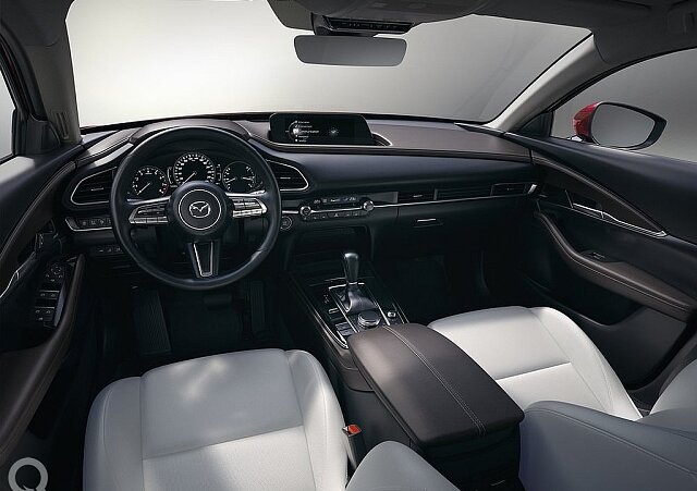 Mazda CX-30 - Kolor Machine Gray, zdjęcie 3