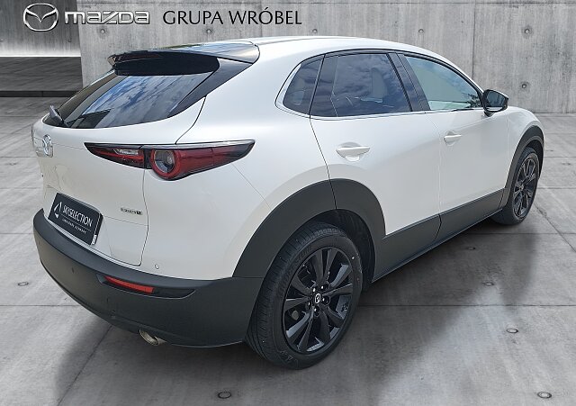 Mazda CX-30 - Kolor Snowflake White Pearl, zdjęcie 4