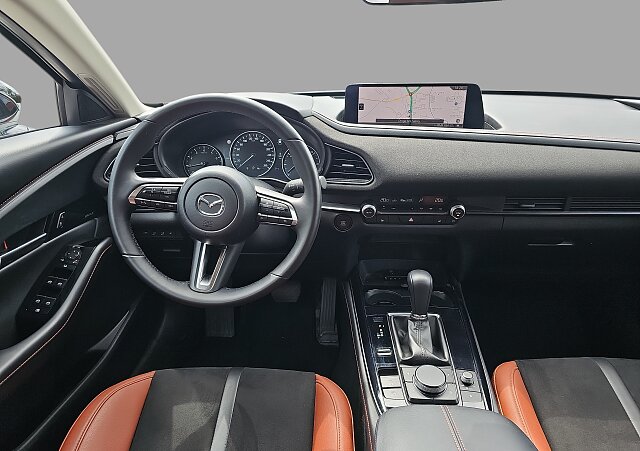 Mazda CX-30 - Kolor Snowflake White Pearl, zdjęcie 18