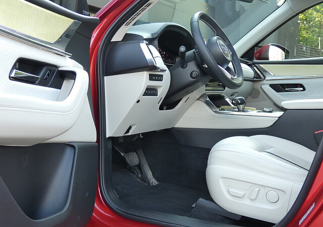 Mazda CX-60 - Kolor Soul Red Crystal, zdjęcie 12