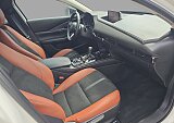Mazda CX-30 - Kolor Snowflake White Pearl, zdjęcie 14