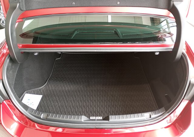 Mazda 3 - Kolor Soul Red Crystal, zdjęcie 10