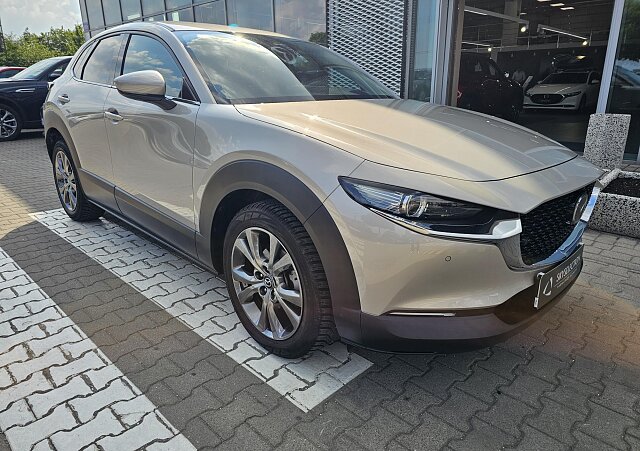 Mazda CX-30 - Kolor Platinum Quartz, zdjęcie 3