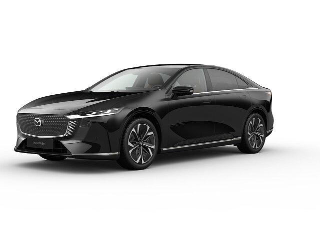 Mazda 6e - Kolor Jet Black, zdjęcie 1