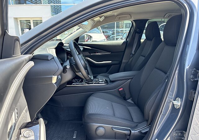 Mazda CX-30 - Kolor Polymetal Gray, zdjęcie 7