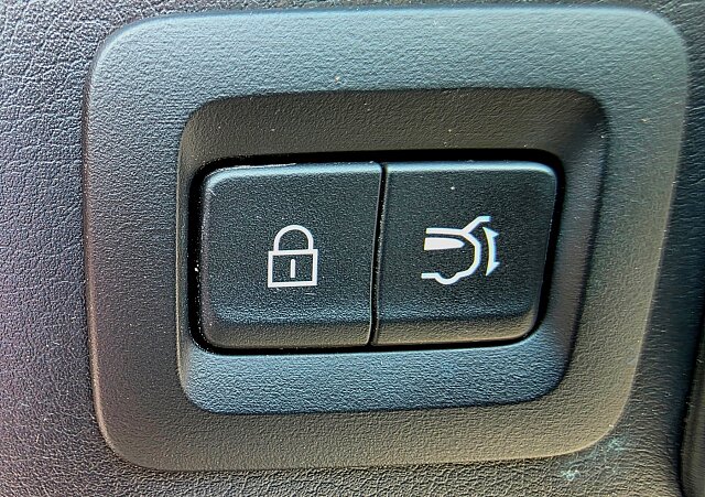 Mazda CX-30 - Kolor Jet Black, zdjęcie 21