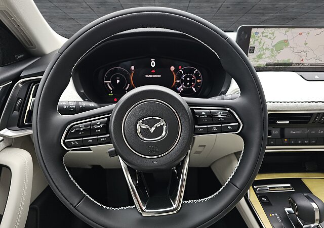 Mazda CX-60 - Kolor Machine Gray, zdjęcie 15