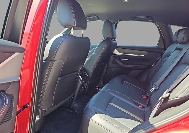 Mazda CX-60 - Kolor Soul Red Crystal, zdjęcie 10