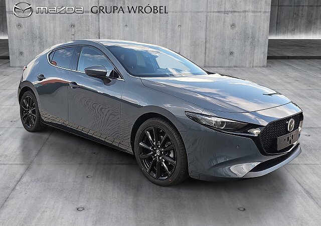 Mazda 3 - Kolor Polymetal Gray, zdjęcie 3