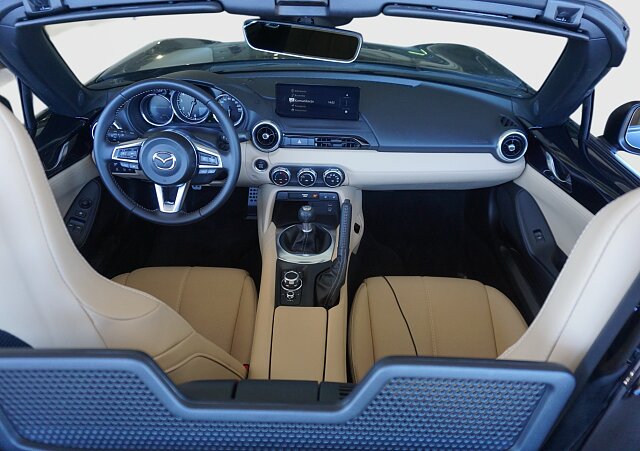 Mazda MX-5 - Kolor Deep Crystal Blue, zdjęcie 9