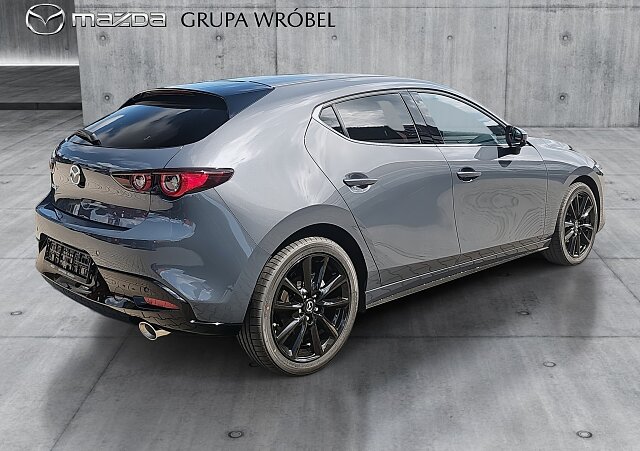Mazda 3 - Kolor Polymetal Gray, zdjęcie 5