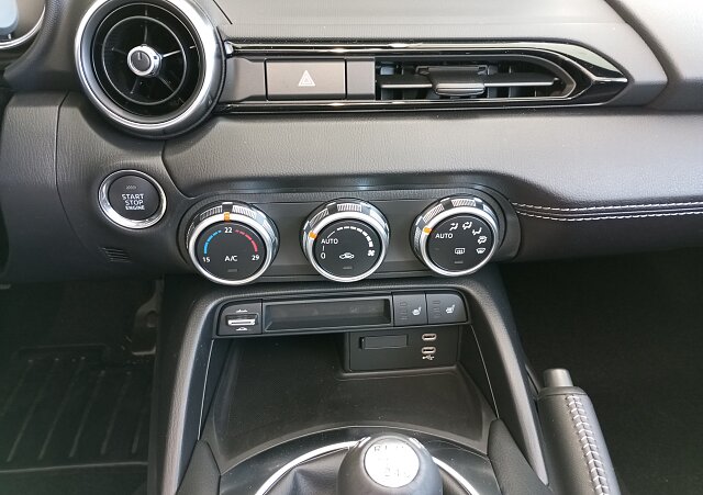 Mazda MX-5 - Kolor Machine Gray, zdjęcie 6