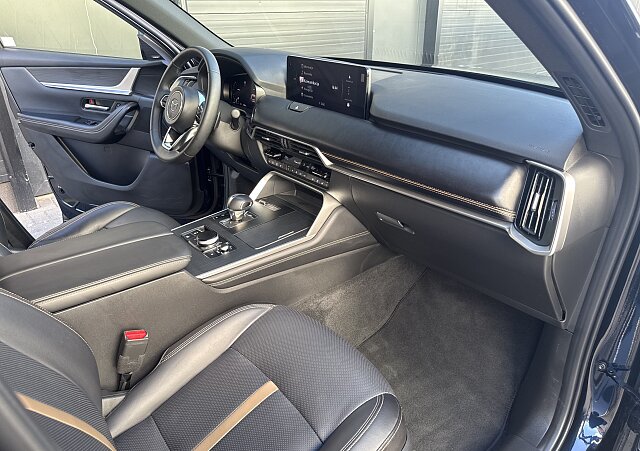 Mazda CX-60 - Kolor Deep Crystal Blue, zdjęcie 25