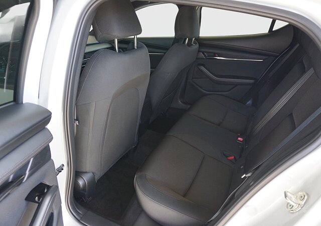 Mazda 3 - Kolor Ceramic Metalic, zdjęcie 8