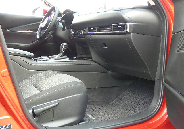 Mazda CX-30 - Kolor Soul Red Crystal, zdjęcie 9