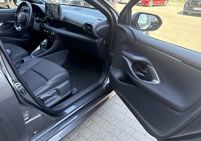 Mazda 2 - Kolor Lead Grey, zdjęcie 19