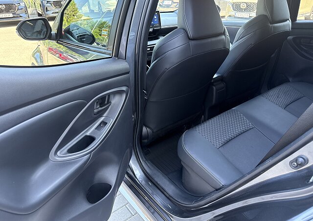 Mazda 2 - Kolor Lead Grey, zdjęcie 17