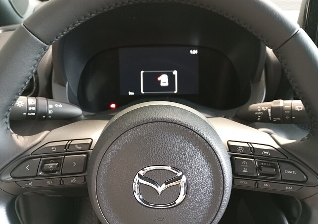 Mazda 2 Hybrid - Kolor Stormy Silver, zdjęcie 6
