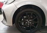 Mazda 2 Hybrid - Kolor Stormy Silver, zdjęcie 10