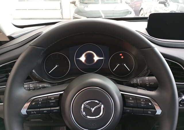 Mazda CX-30 - Kolor Machine Gray, zdjęcie 3
