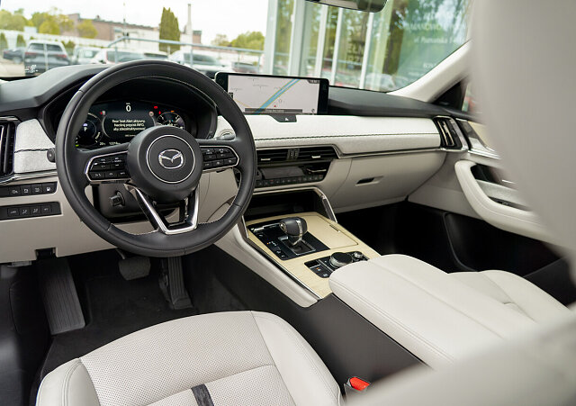 Mazda CX-80 - Kolor Artisan Red, zdjęcie 11