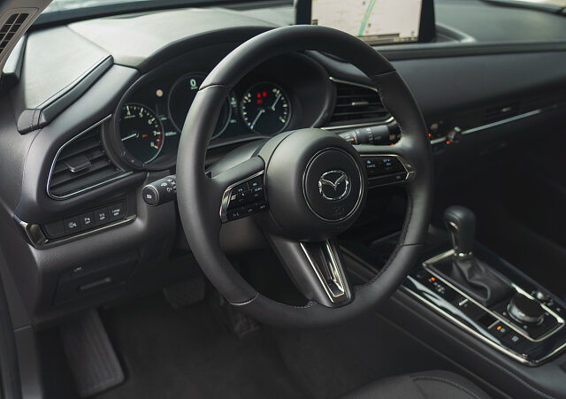 Mazda CX-30 - Kolor Soul Red Crystal, zdjęcie 4
