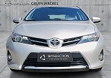 Toyota Auris - Kolor Srebrny, zdjęcie 2