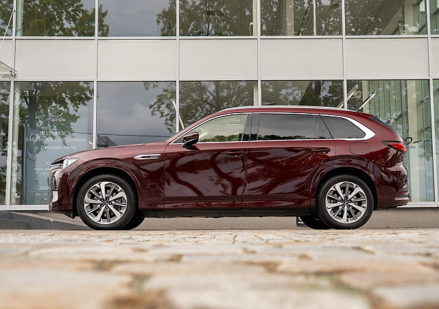 Mazda CX-80 - Kolor Artisan Red, zdjęcie 18