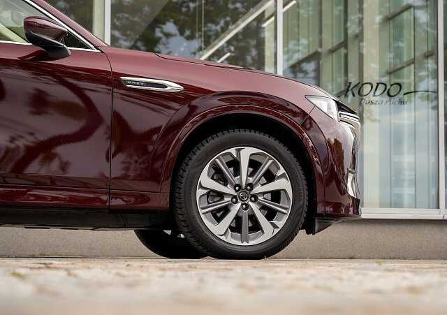 Mazda CX-80 - Kolor Artisan Red, zdjęcie 3